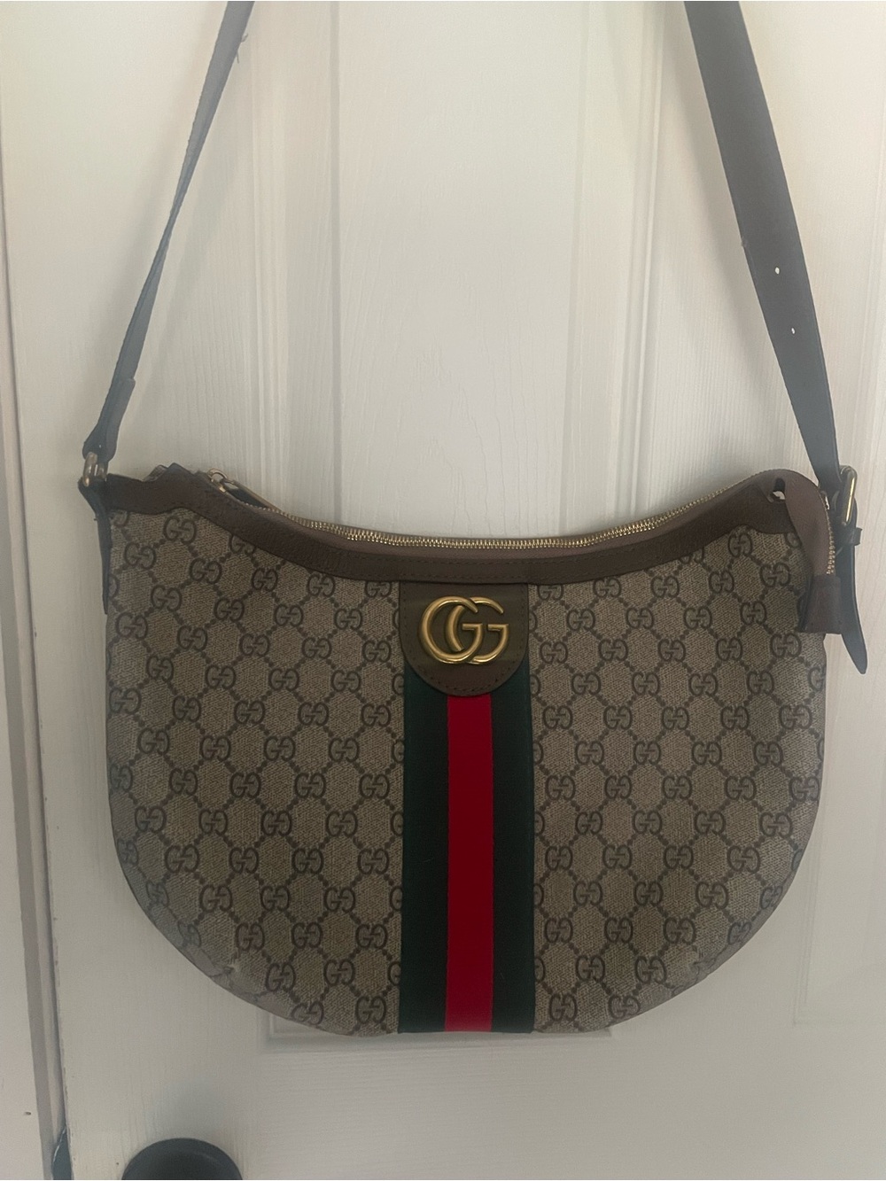 Gucci Brown GG Canvas Shoulder Bag with Green & Red Stripe - Picture 2 of 16